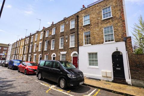 undefined, Mount Terrace, London, E1