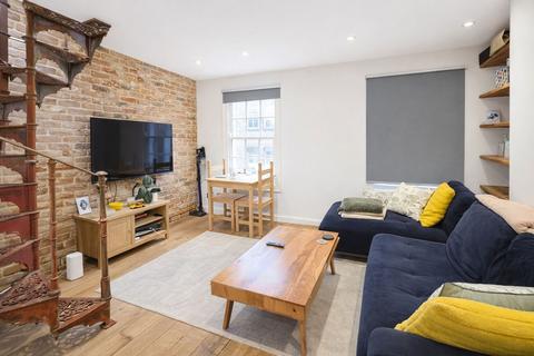 undefined, Mount Terrace, London, E1