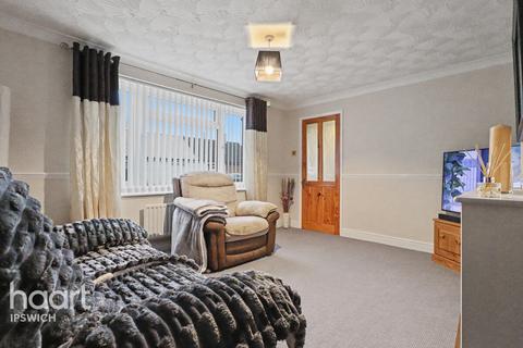 3 bedroom terraced house for sale, Merlin Road, Ipswich