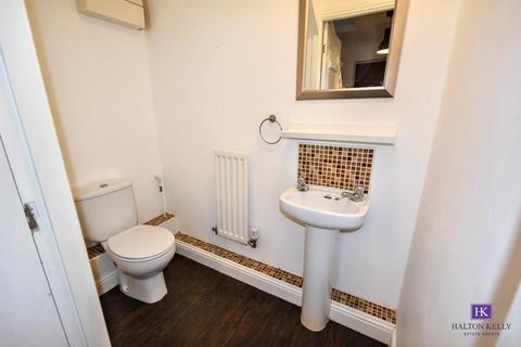 3 bedroom semi-detached house for sale, Butts Green, Kingswood WA5