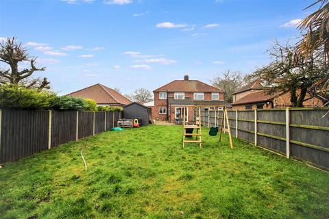 undefined, Thunder Lane, Thorpe St Andrew, Norwich