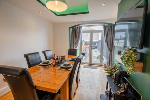 3 bedroom semi-detached house for sale, Lichfield Road, Grimsby, Lincolnshire, DN32