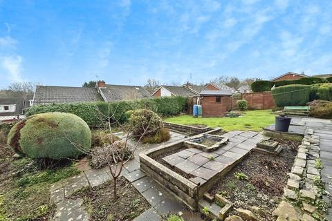 3 bedroom bungalow for sale, Headlands Close, Liversedge, WF15