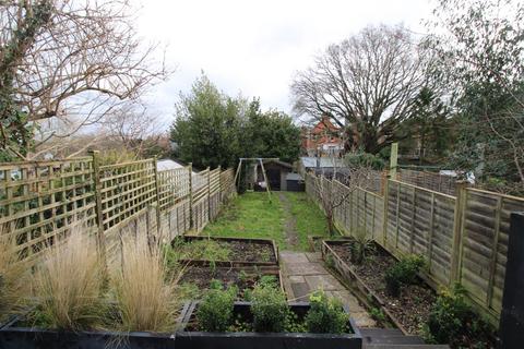 undefined, Park Road, Cowes PO31