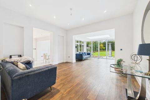 4 bedroom semi-detached house for sale, Orchard Road, Bromley BR1
