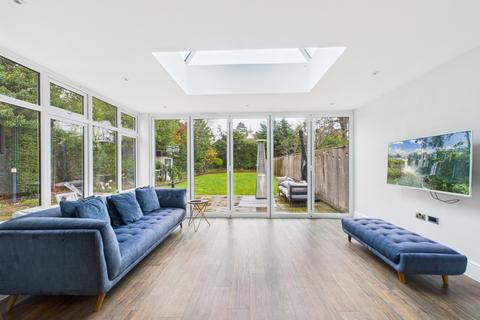 4 bedroom semi-detached house for sale, Orchard Road, Bromley BR1