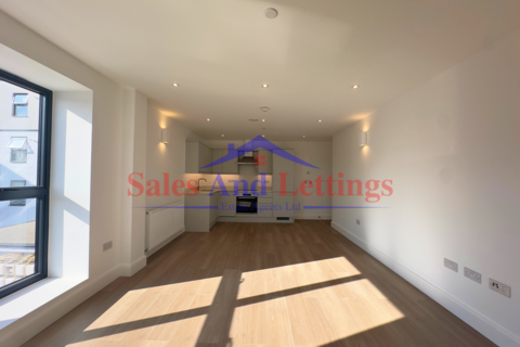 1 bedroom flat to rent, High Street, Slough SL1