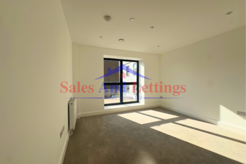 1 bedroom flat to rent, High Street, Slough SL1