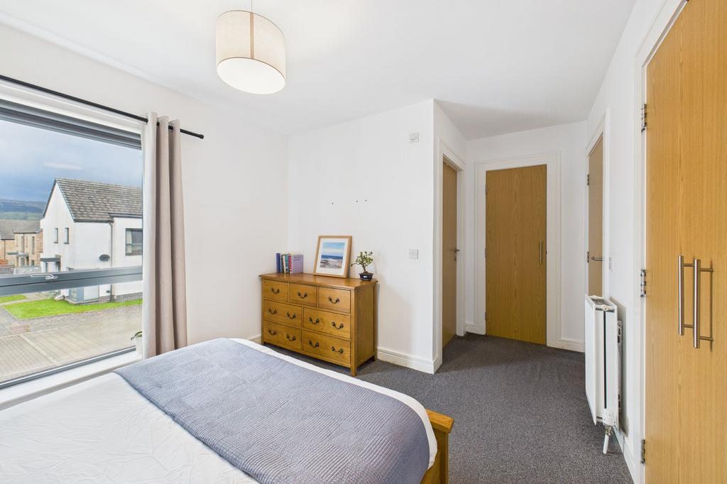 Bedroom 1 Angle 3