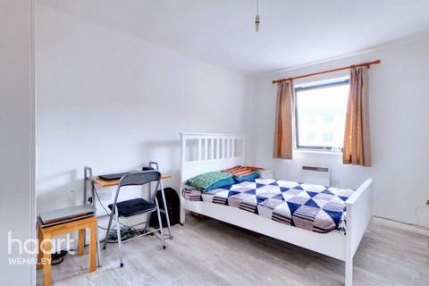 2 bedroom flat for sale, North Wembley