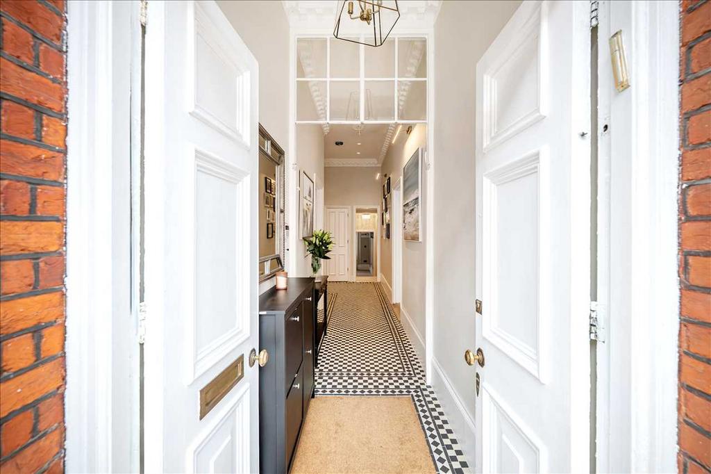 Entrance/Hall