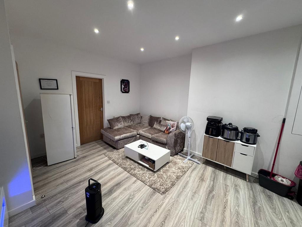 Open Plan Kitchen /  Living Room