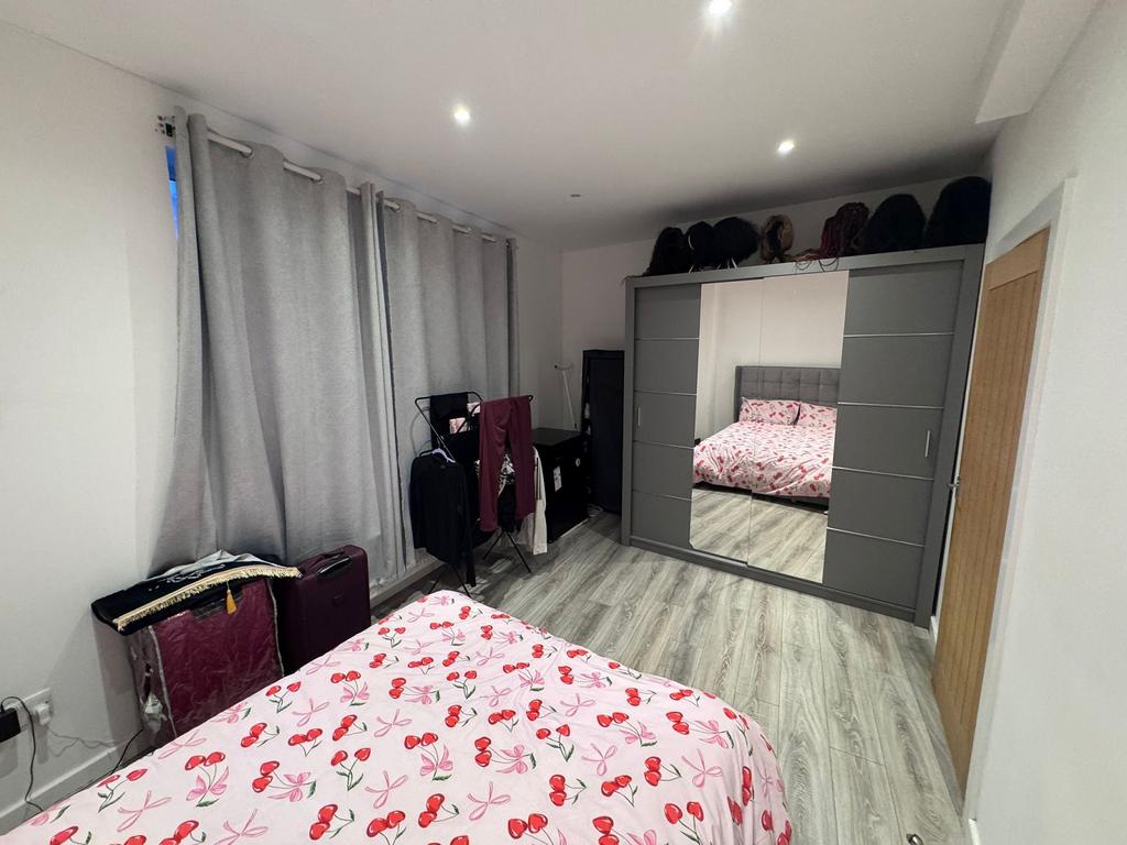 Double Bedroom