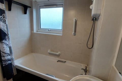 2 bedroom terraced house to rent, Winterburn Place, Newton Aycliffe DL5