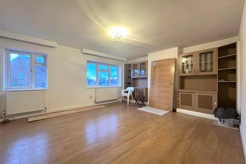 2 bedroom maisonette to rent, Sefton Avenue, Harrow, Middlesex, HA3