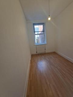 2 bedroom flat to rent, Ashfield Road, Newcastle upon Tyne NE3