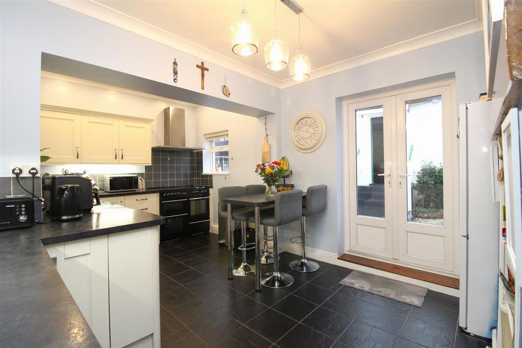 Kitchen Diner