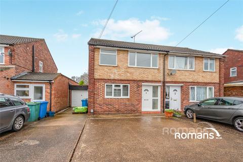 undefined, Giffard Drive, Farnborough, GU14