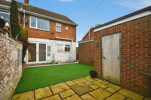 3 bedroom semi-detached house for sale, Garth Avenue, Bilton HU11