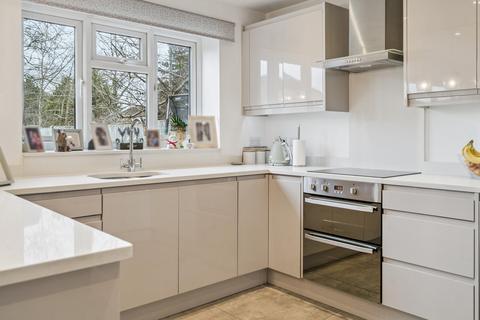 4 bedroom detached house for sale, Rixon Close, George Green SL3