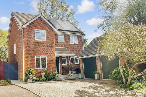 4 bedroom detached house for sale, Nursery Field, Uckfield TN22