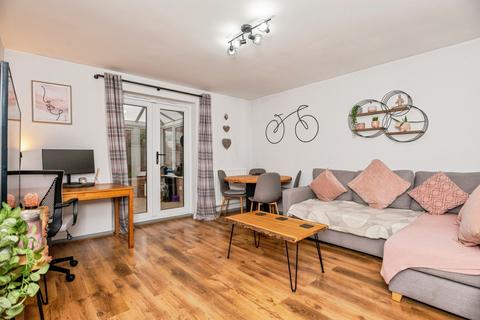 2 bedroom terraced house for sale, Falcon Close, Droitwich, WR9