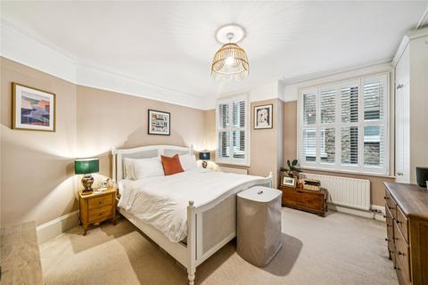 2 bedroom apartment for sale, Marius Road, SW17