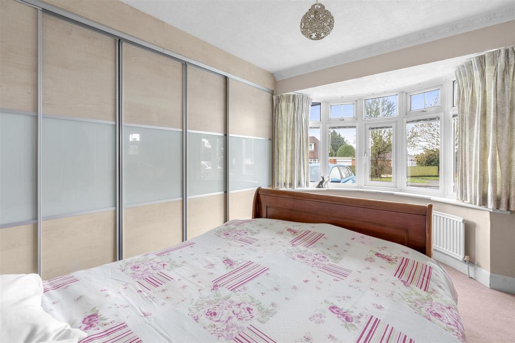 48 Totteridge Drive, HP13 6 JJ-4.jpg