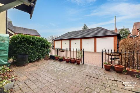 undefined, Burton Old Road East, Lichfield WS14