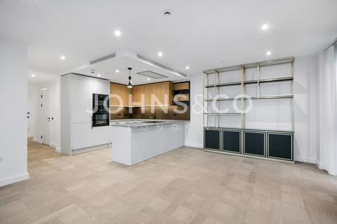 undefined, Saffron Wharf, London Dock, London, E1W