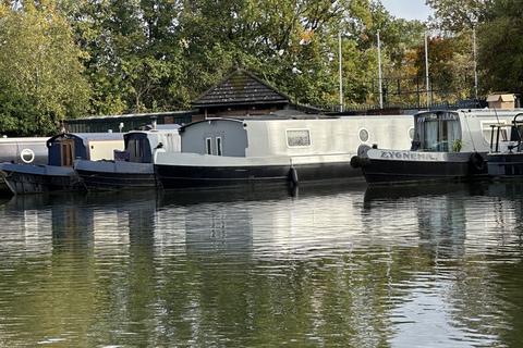 undefined, Willow Tree Marina, Hayes UB4