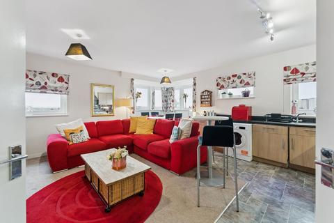 3 bedroom flat for sale, Knightswood Road, Flat 4/1, Penthouse, Knightswood, Glasgow, G13 2EX