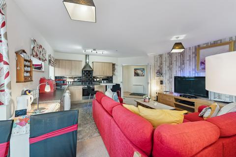 3 bedroom flat for sale, Knightswood Road, Flat 4/1, Penthouse, Knightswood, Glasgow, G13 2EX