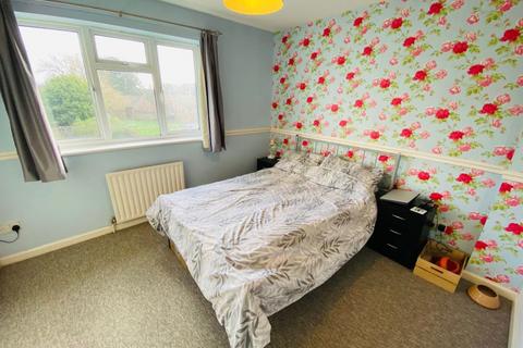 undefined, Tamar Way, Tangmere