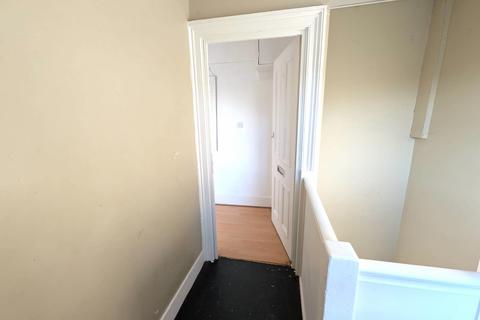 2 bedroom flat for sale, London, SE5