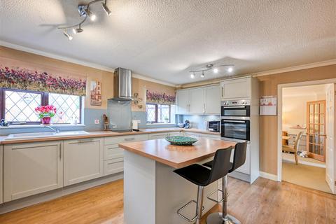 undefined, 2 The Pastures, Perton, Wolverhampton, WV6 7UJ