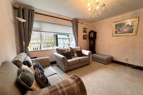 3 bedroom terraced house for sale, Westerleigh Close, Chippenham