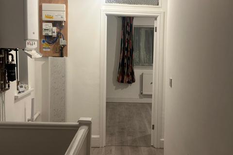 undefined, Leagrave Road, Luton LU4