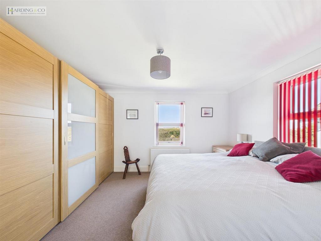 Bedroom 1 ii.jpg