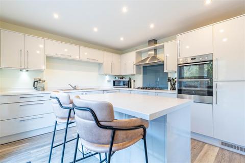 4 bedroom detached house for sale, Leatherland Drive, Whittle-Le-Woods, Chorley