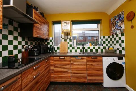 2 bedroom semi-detached house for sale, Thoresby Road, York