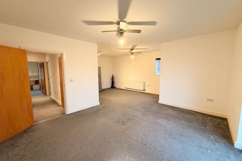 2 bedroom flat to rent, Wordsworth Court, Sheffield, South Yorkshire, UK, S5