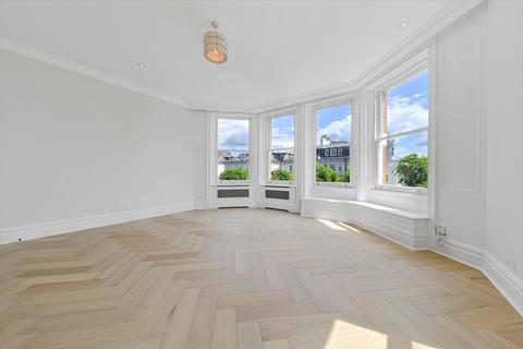 2 bedroom flat to rent, Belsize Grove, London, NW3