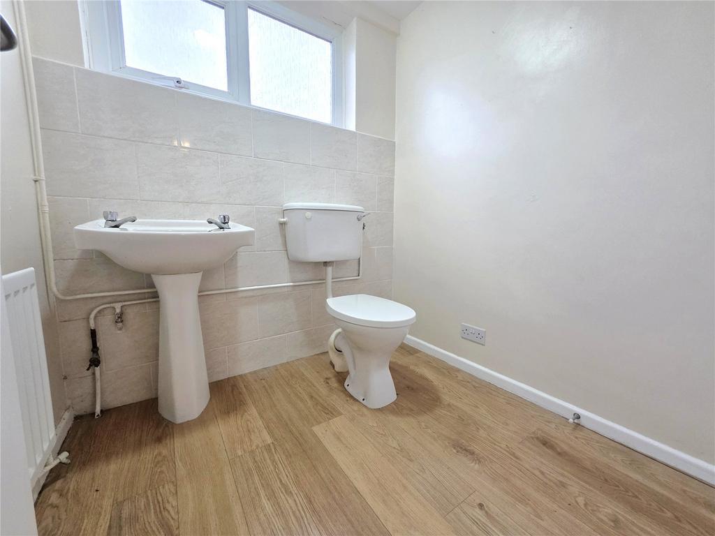 Ground Floor Wc