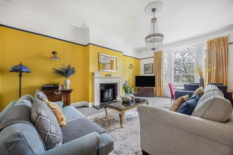 3 bedroom flat for sale, Burston House, Pittville Circus, Cheltenham, Gloucestershire, GL52 2PU