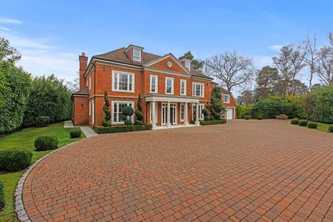 undefined, Brock Way, Wentworth Estate, Virginia Water GU25 4SD