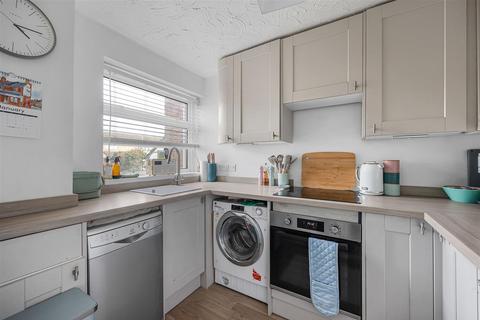 3 bedroom semi-detached house for sale, Newton Avenue, Caversham, Reading