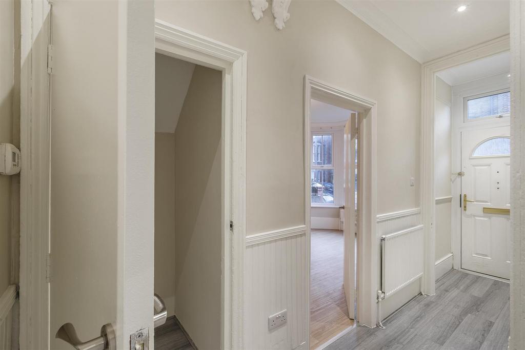 Flat 1 - 21 Grove Rd-06 copy.jpg