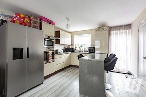 5 bedroom terraced house for sale, Geary Drive, Brentwood, Essex, CM14