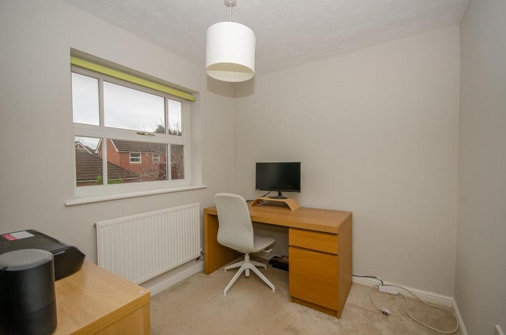 Bedroom 4.jpg